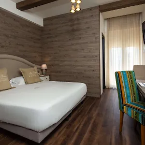 4* Hotel Western Maison B